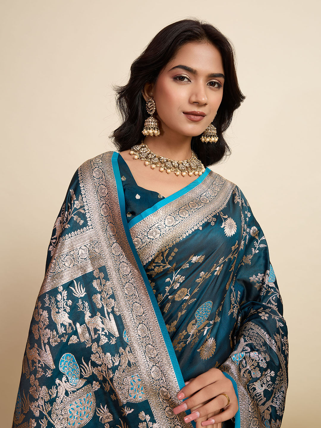 Urban Pallu Woven Design Silk Blend Party Saree