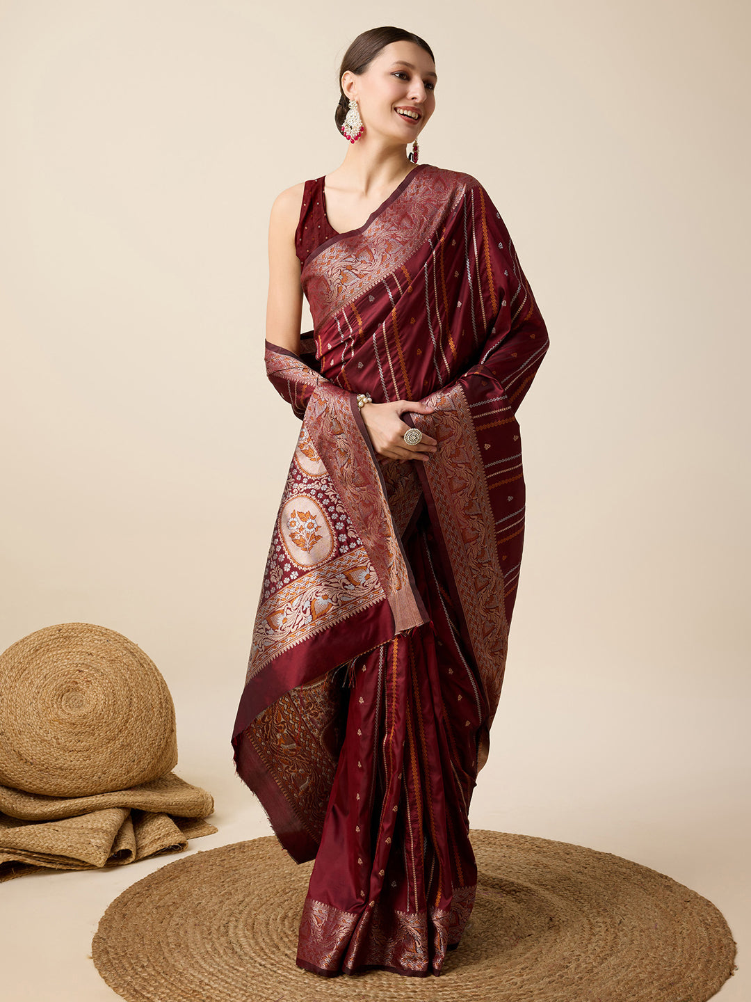 Urban Pallu Woven Design Silk Blend Party Saree