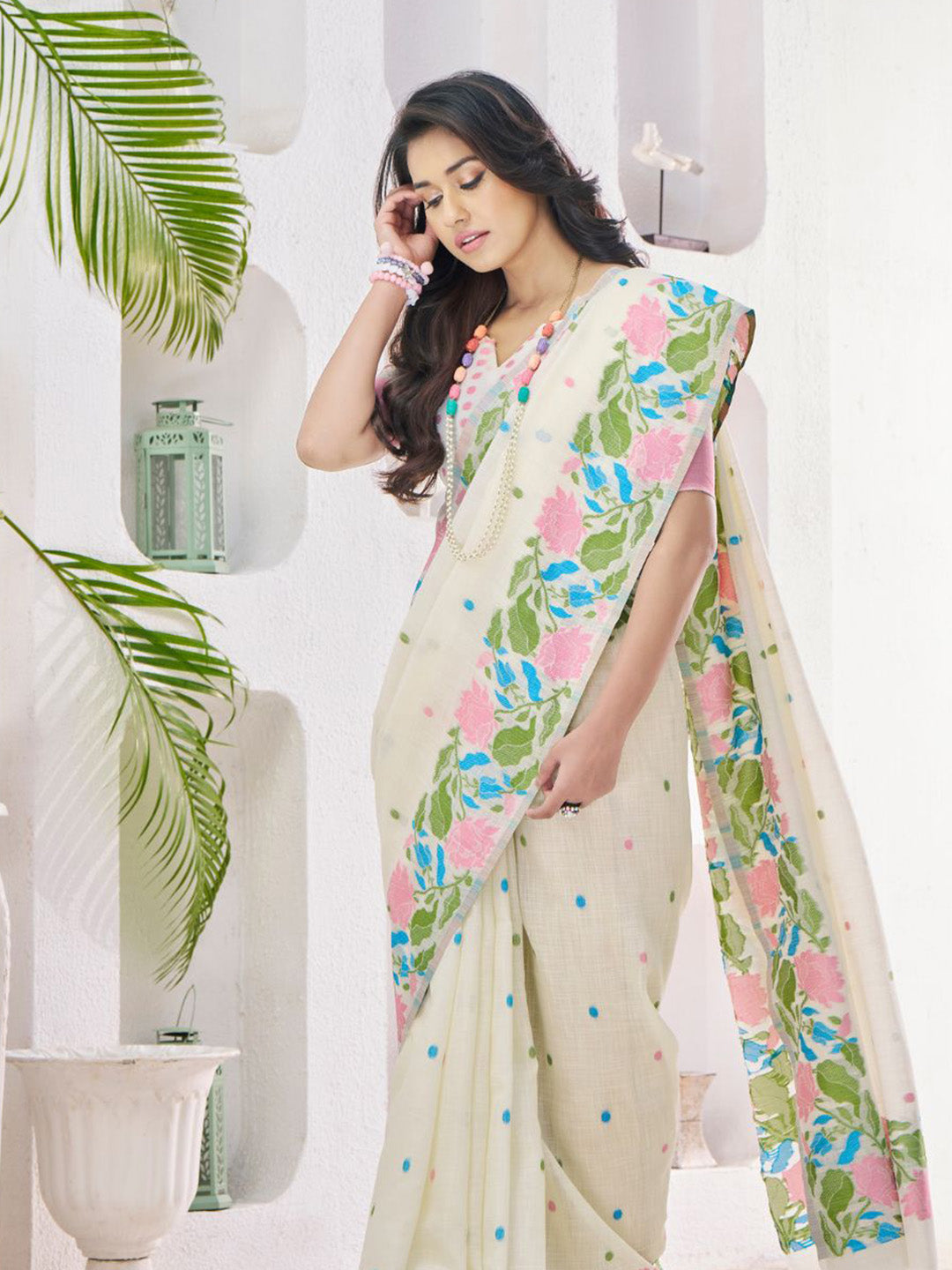 Urban Pallu Woven Design Silk Blend Daily Saree