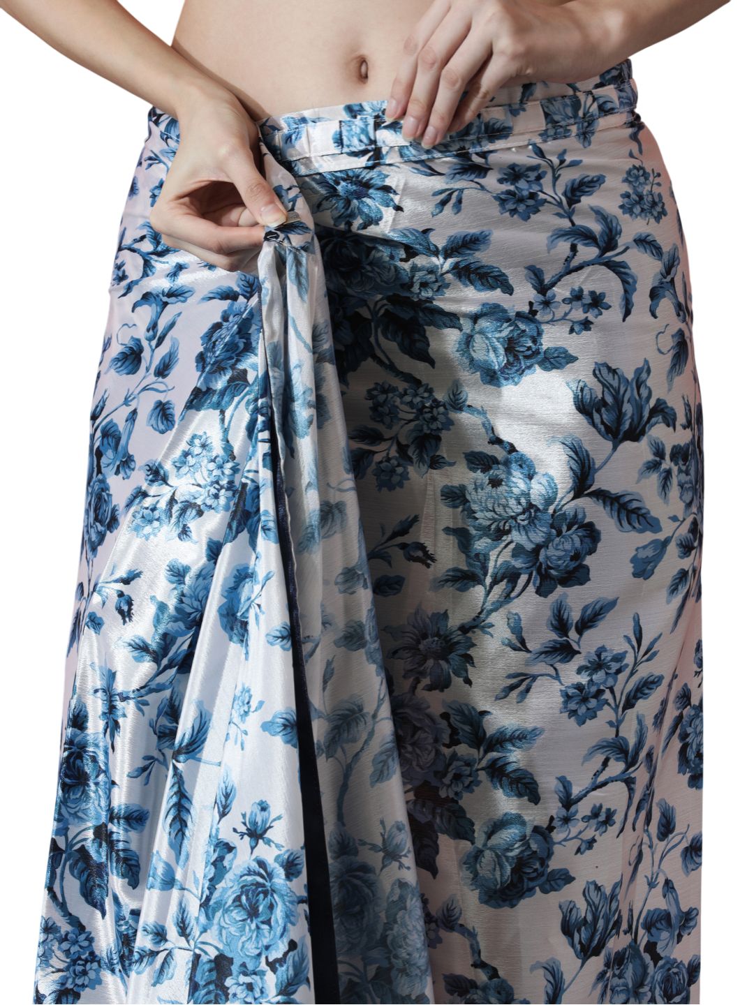 Urban Pallu Woven Design Silk Blend Fusion Saree