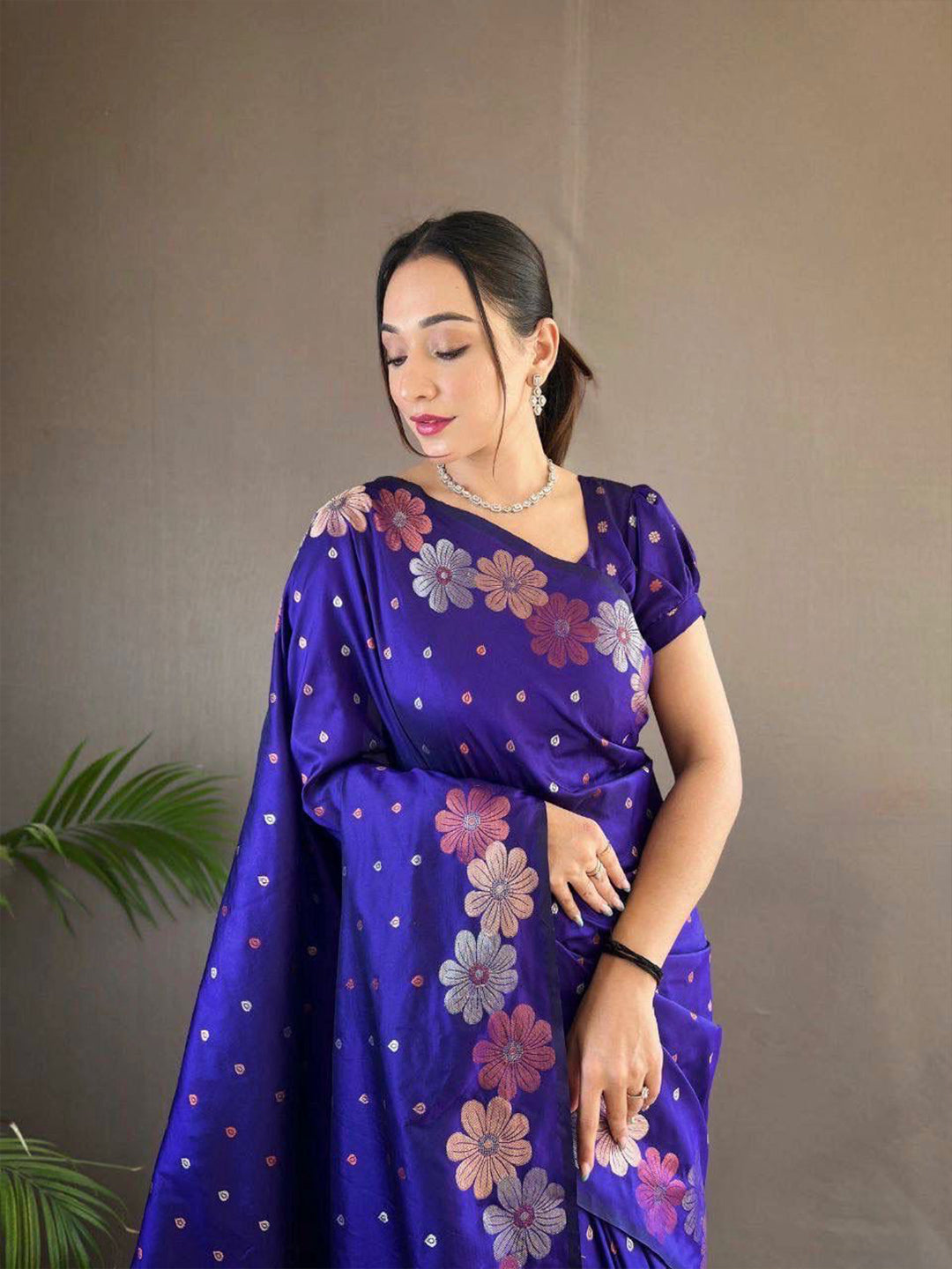 Urban Pallu Woven Design Silk Blend Work Saree