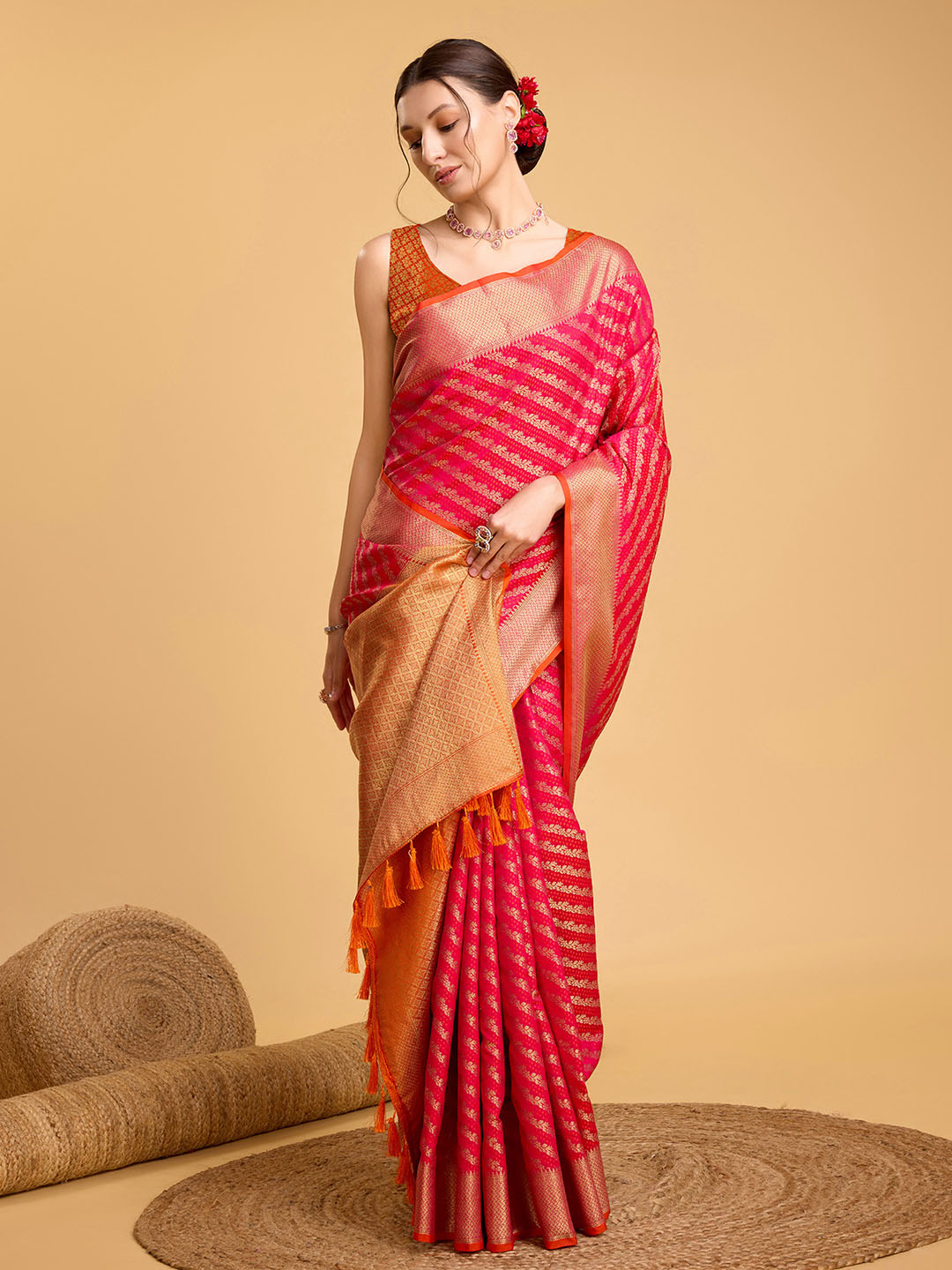 Urban Pallu Woven Design Silk Blend Party Saree