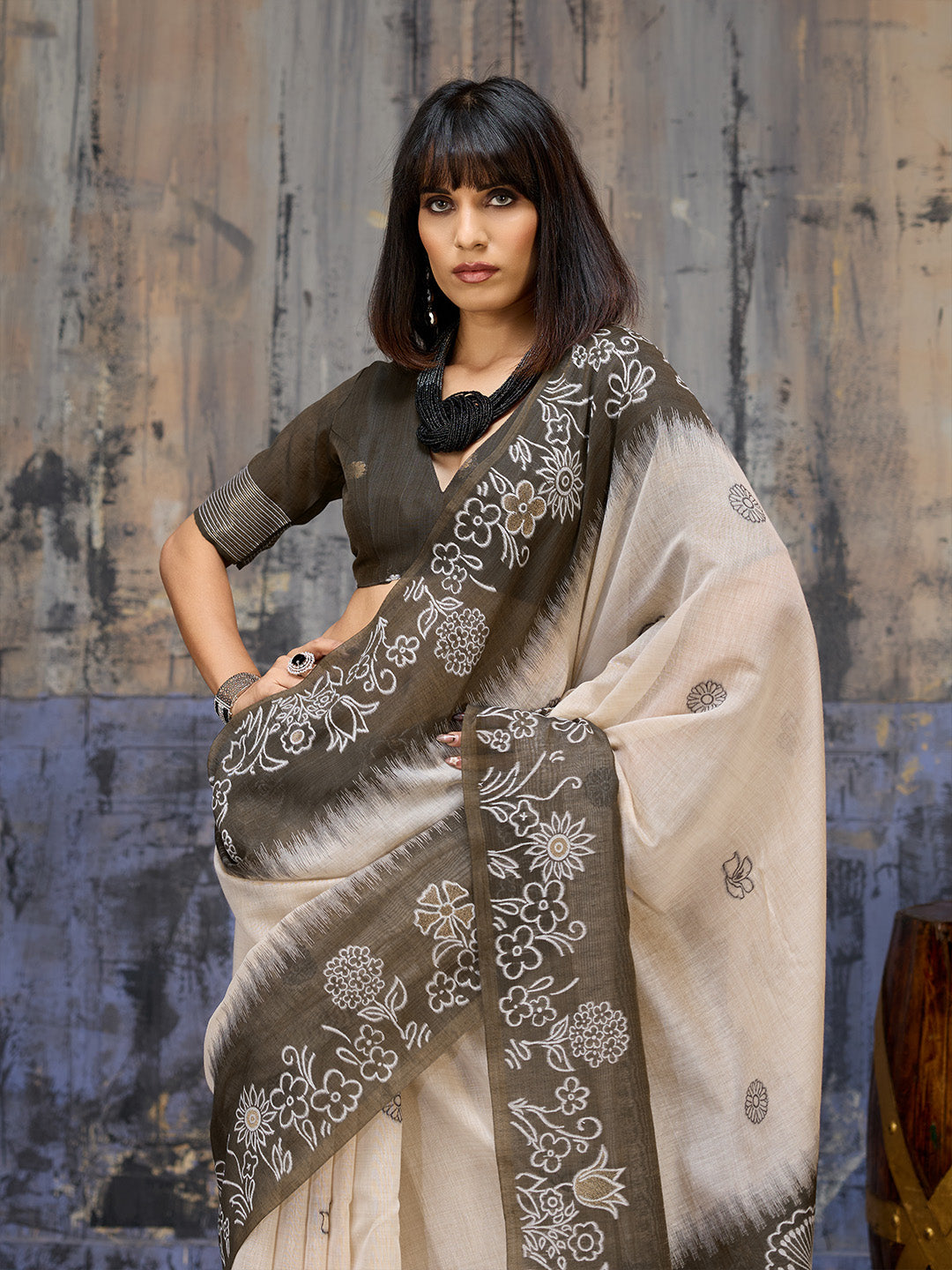 Urban Pallu Solid Silk Cotton Work Saree