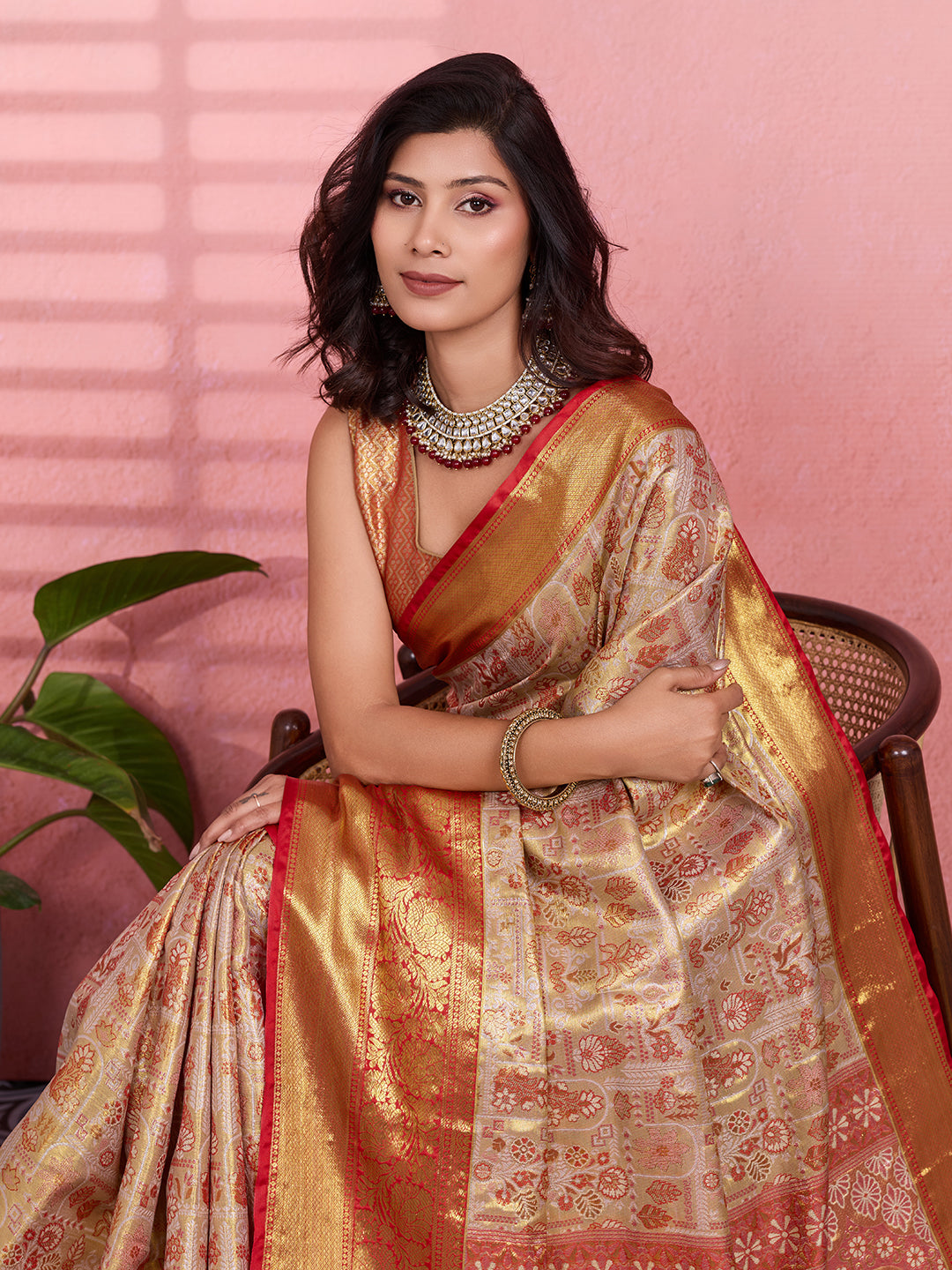 Urban Pallu Woven Design Art Silk Traditional Saree