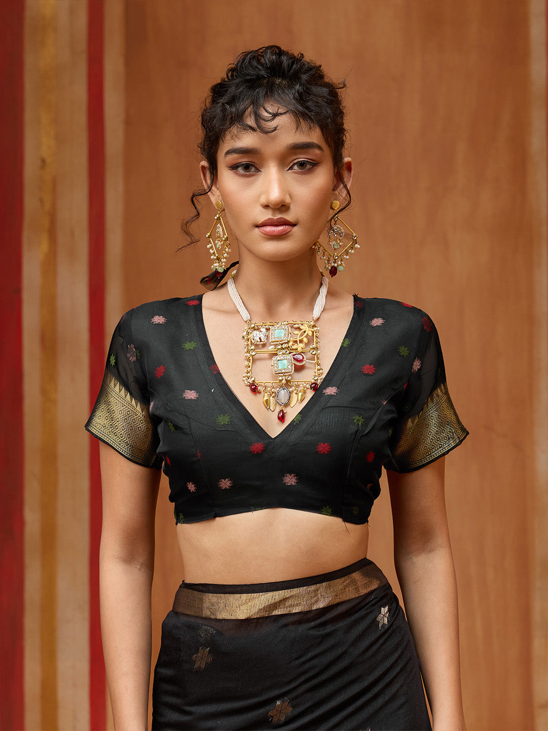 Urban Pallu Printed Satin Party Saree