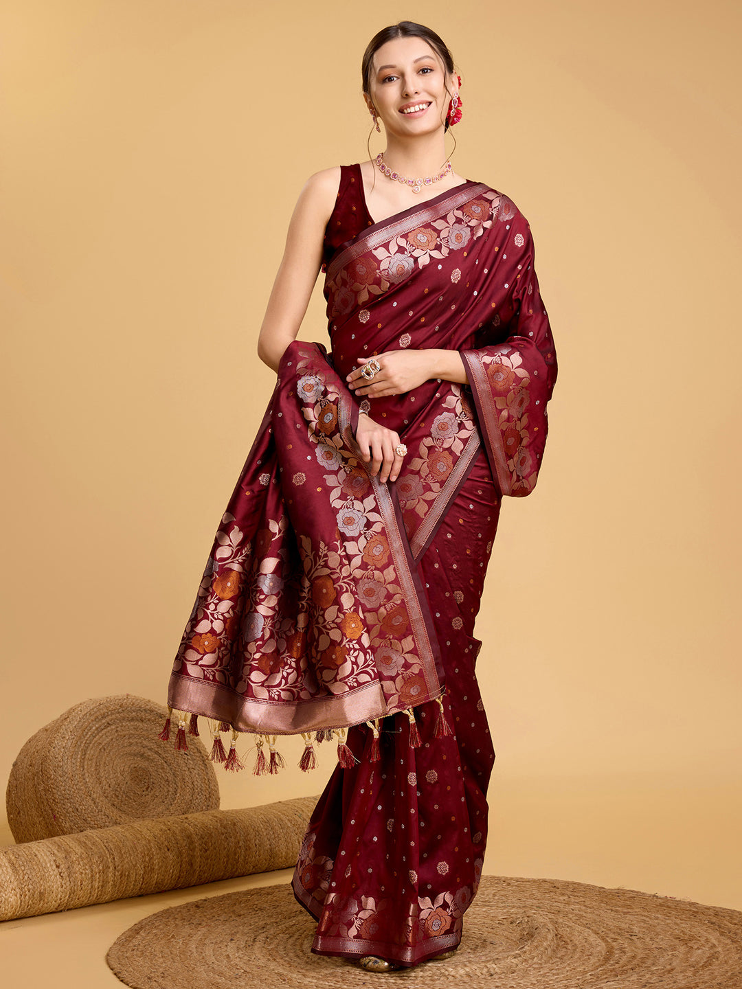 Urban Pallu Woven Design Silk Blend Party Saree