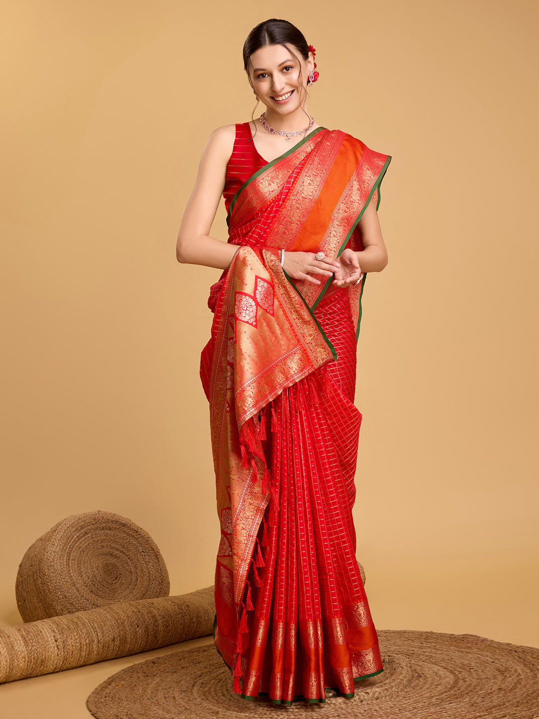 Urban Pallu Woven Design Silk Blend Party Saree