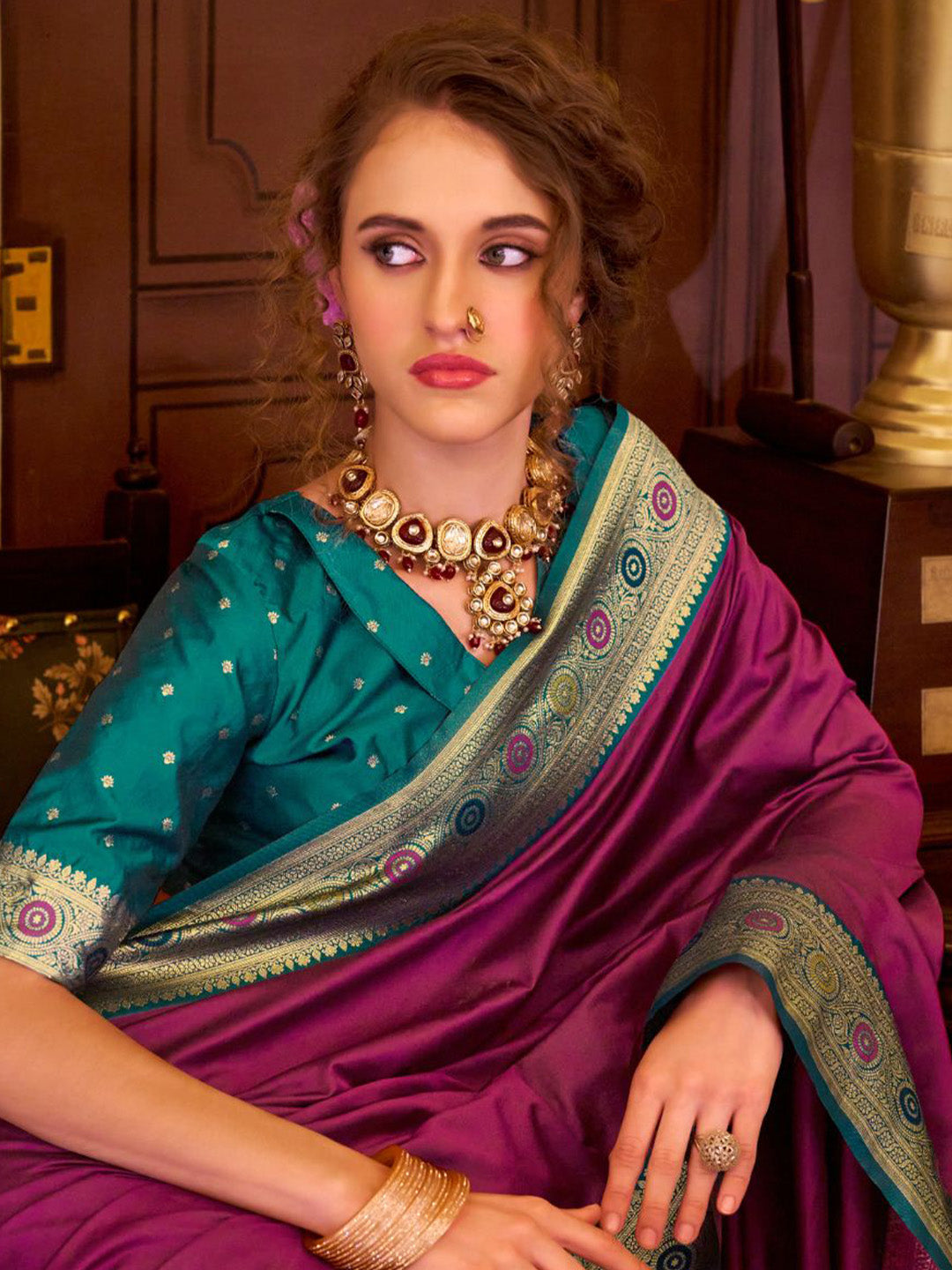 Urban Pallu Woven Design Silk Blend Daily Saree