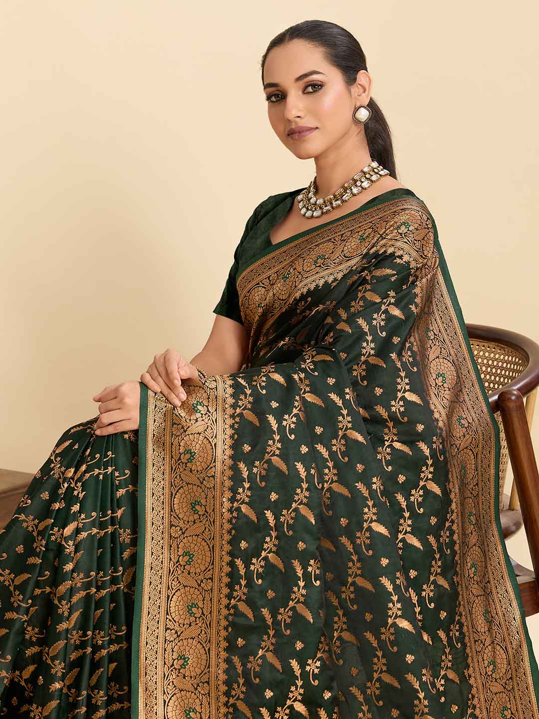 Urban Pallu Floral Sequinned Silk Blend Fusion Saree