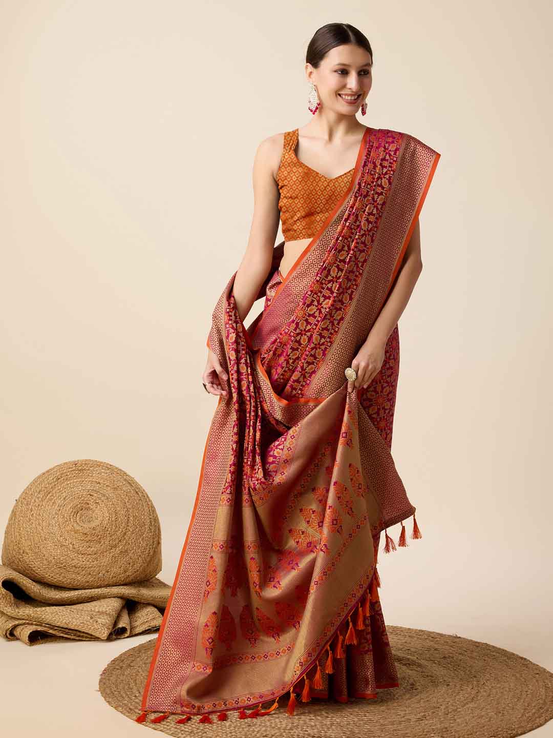 Urban Pallu Woven Design Silk Blend Party Saree