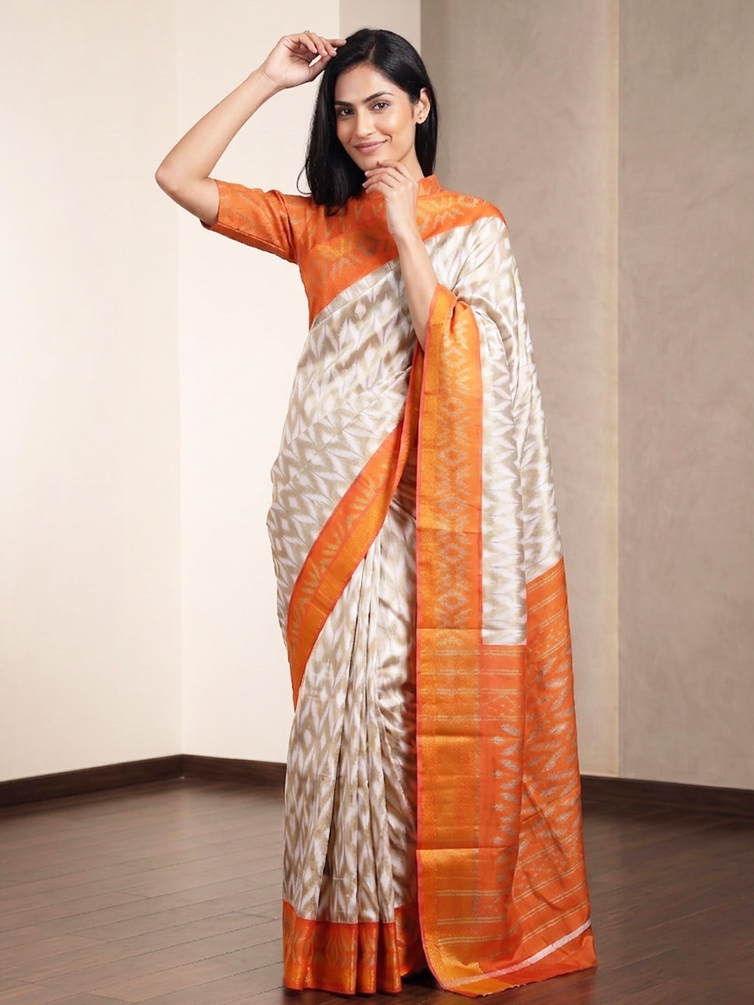 Urban Pallu Printed Silk Blend Festive Saree