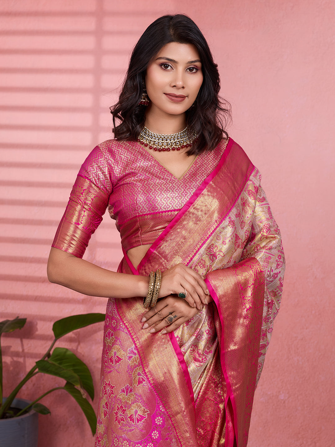 Urban Pallu Woven Design Art Silk Traditional Saree