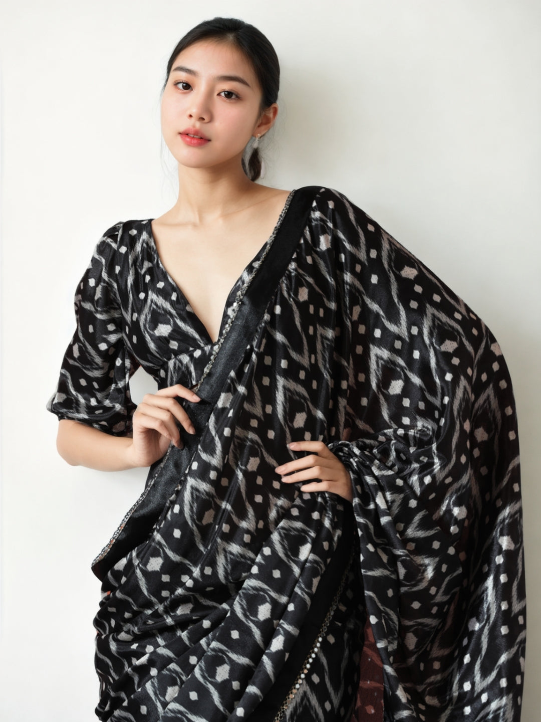 Urban Pallu Woven Design Silk Blend Fusion Saree
