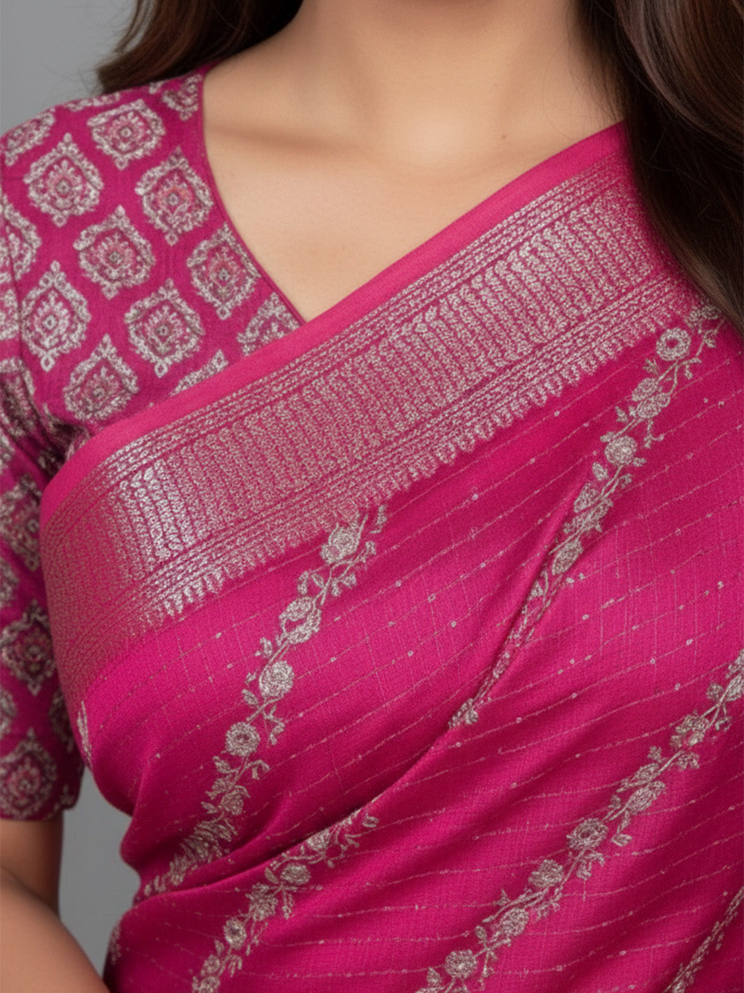 Urban Pallu Solid Silk Blend Festive Saree