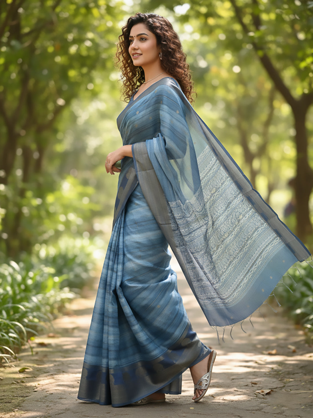 Urban Pallu Floral Sequinned Silk Blend Fusion Saree