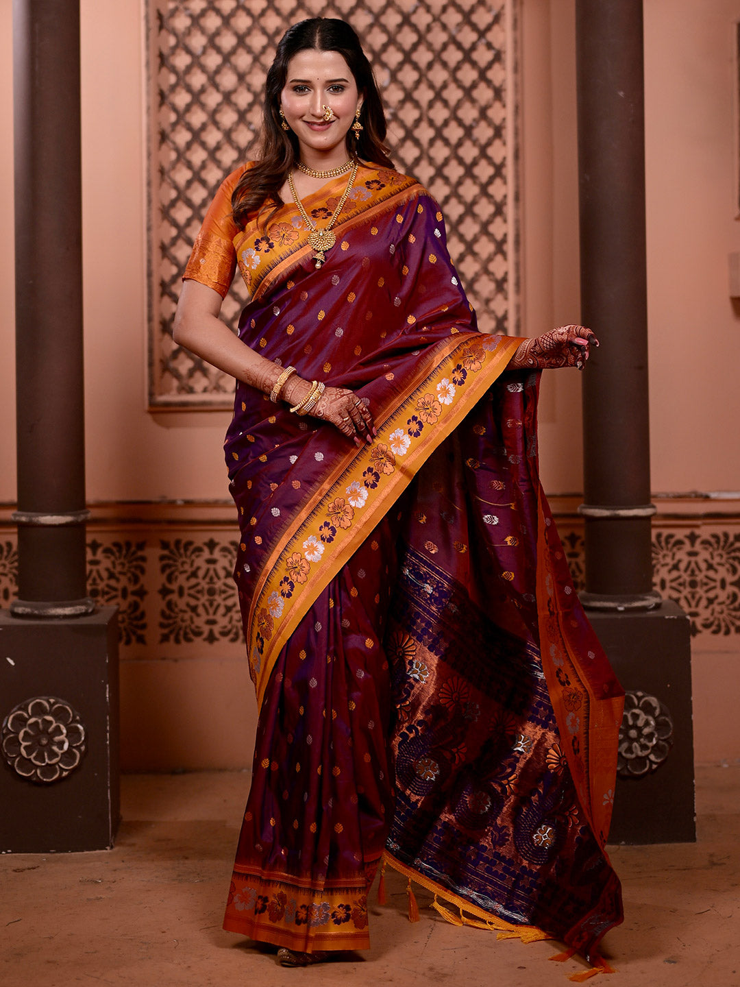 Urban Pallu Woven Design Silk Blend Traditional Saree