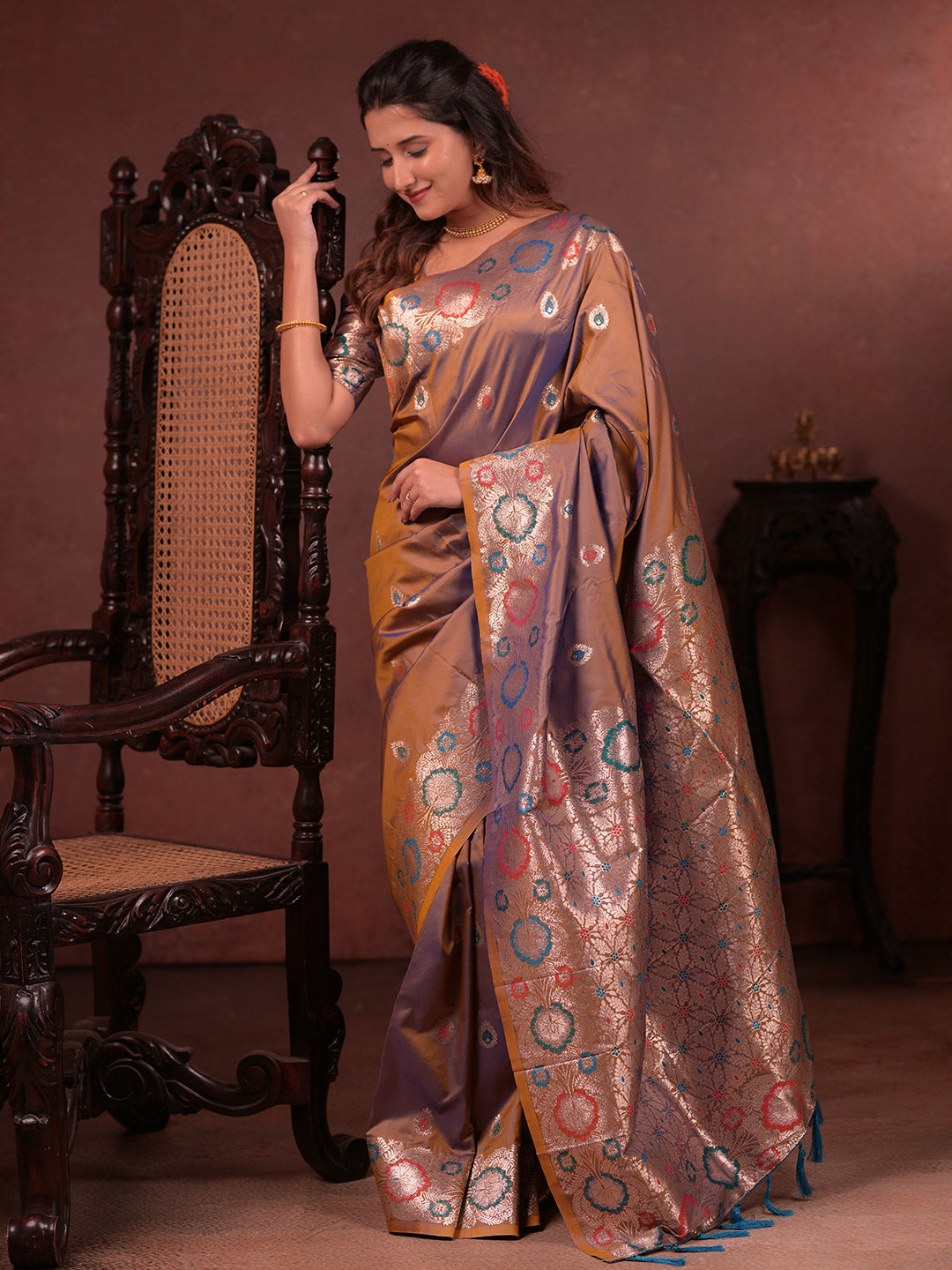Urban Pallu Woven Design Silk Blend Traditional Saree