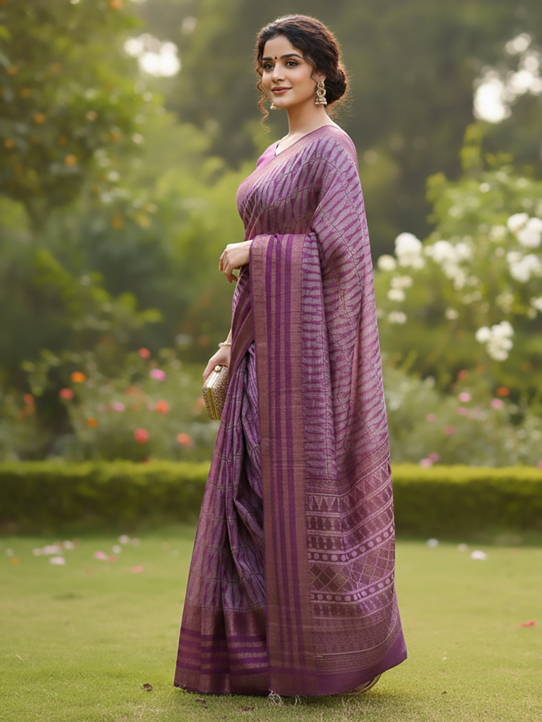 Urban Pallu Floral Sequinned Silk Blend Fusion Saree