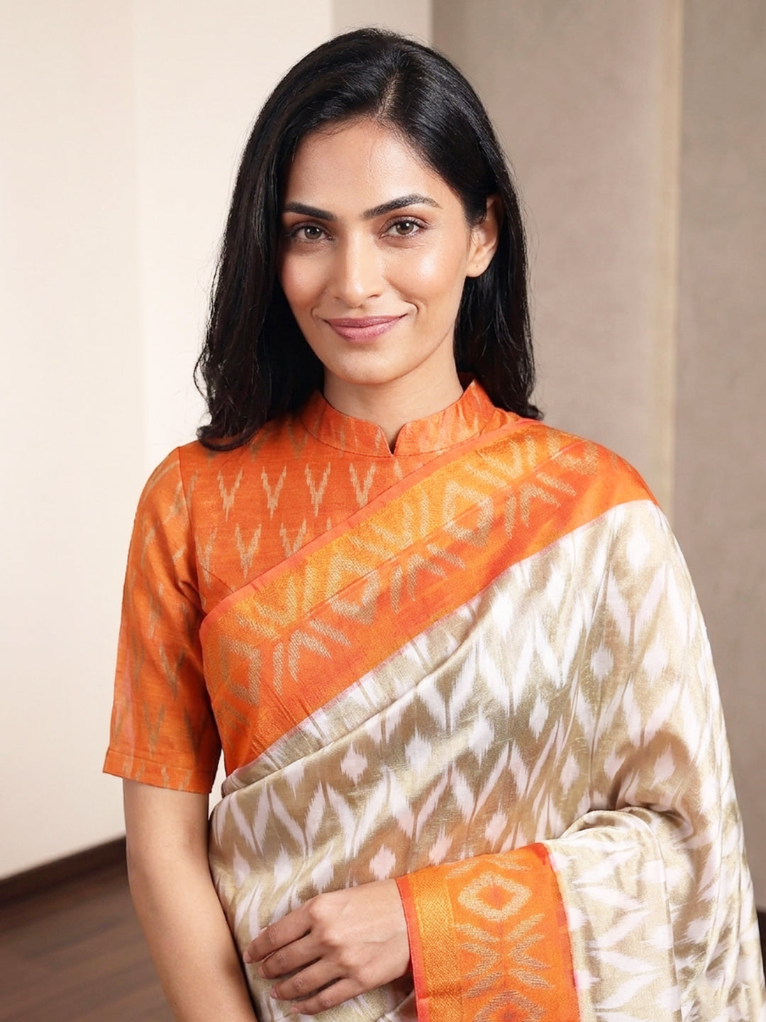 Urban Pallu Printed Silk Blend Festive Saree