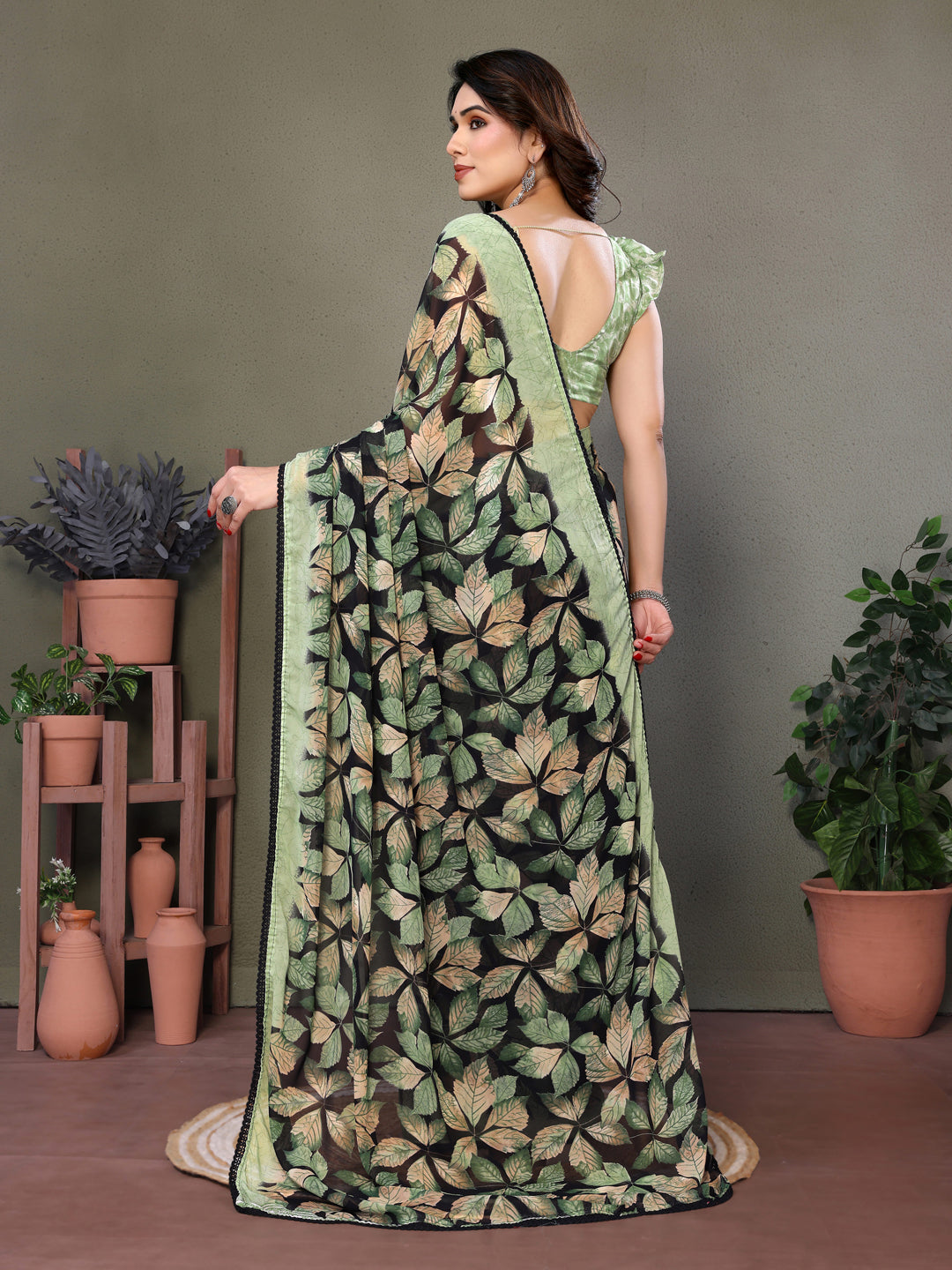 Urban Pallu Woven Design Pure Crepe Work Saree