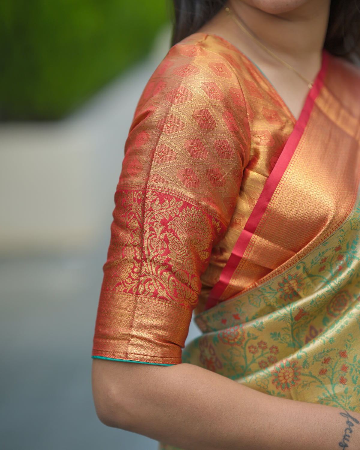 Urban Pallu Woven Design Art Silk Traditional Saree