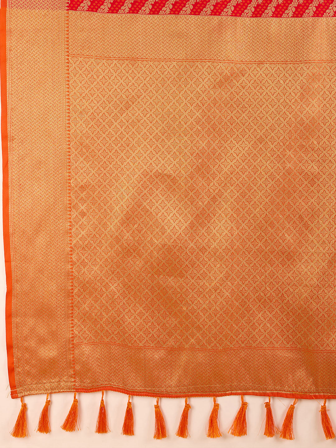 Urban Pallu Woven Design Silk Blend Party Saree