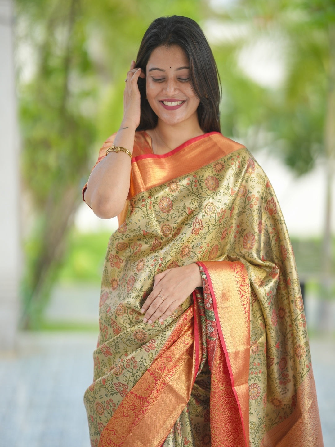 Urban Pallu Woven Design Art Silk Traditional Saree