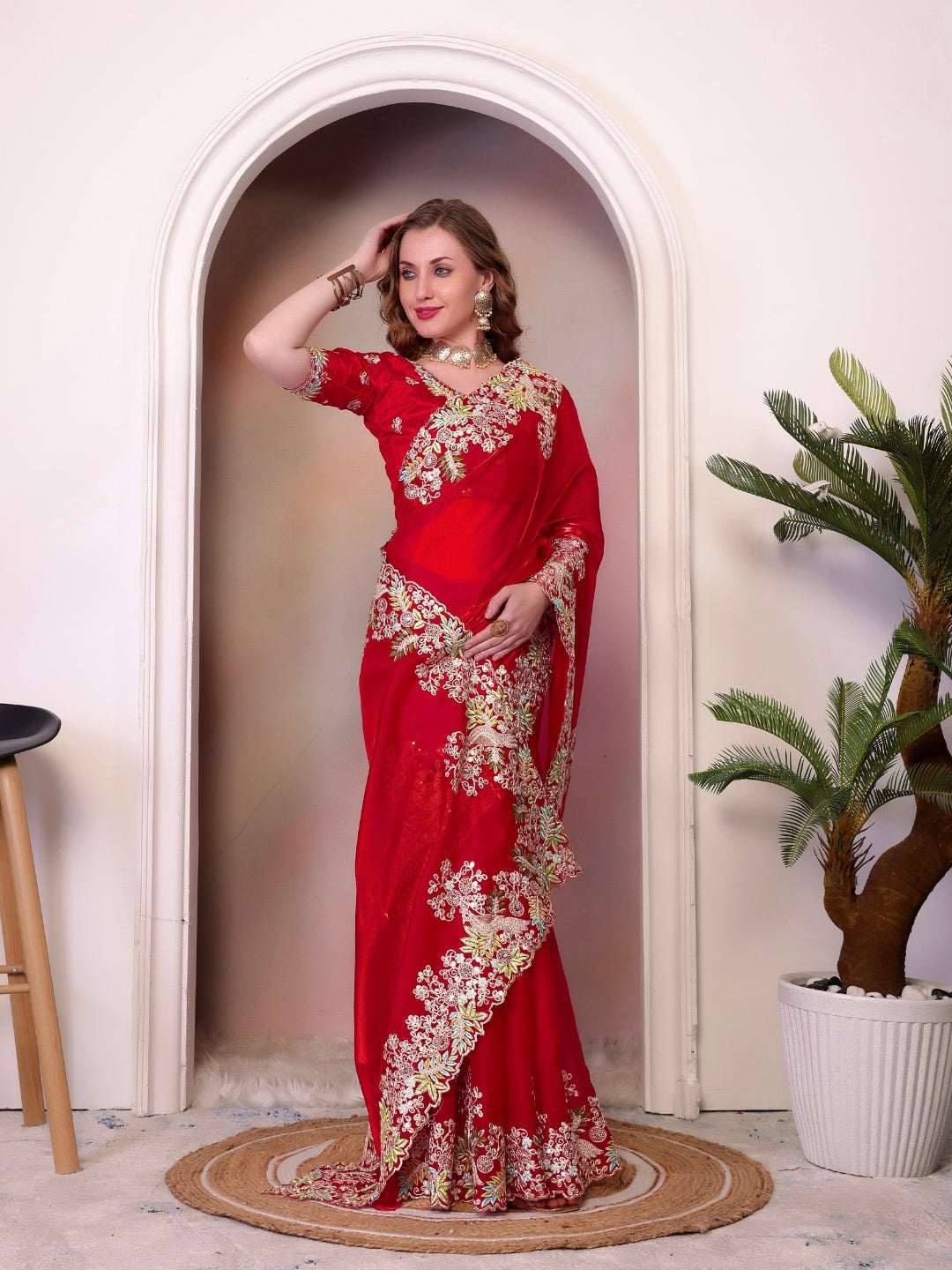 Urban Pallu Solid Silk Blend Festive Saree