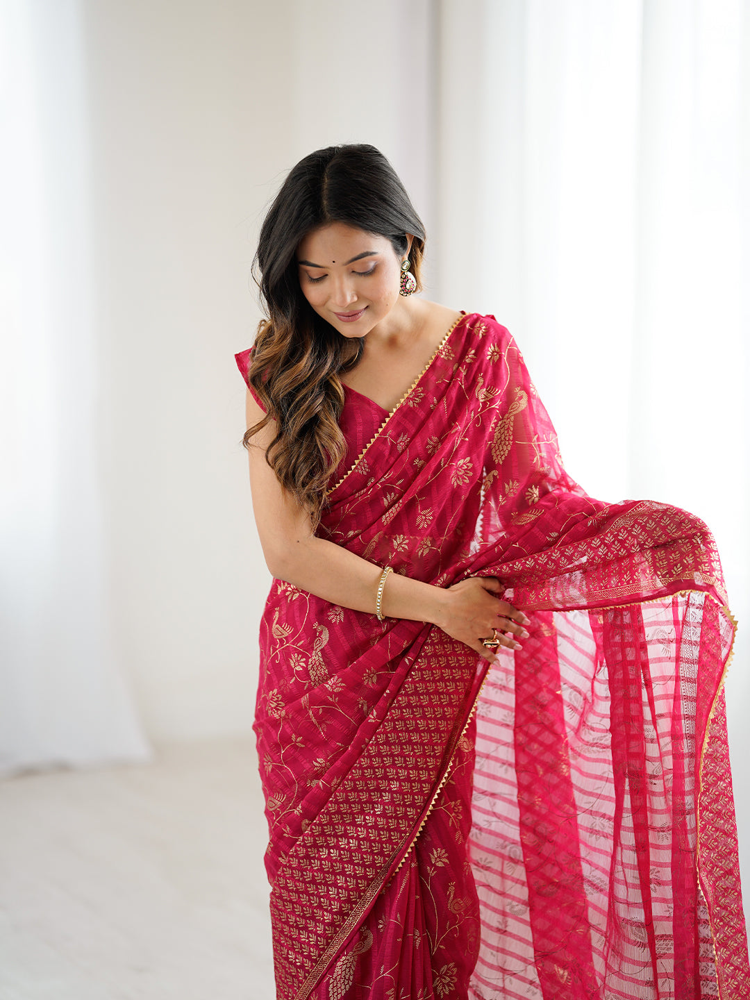 Urban Pallu Printed Poly Chiffon Daily Saree