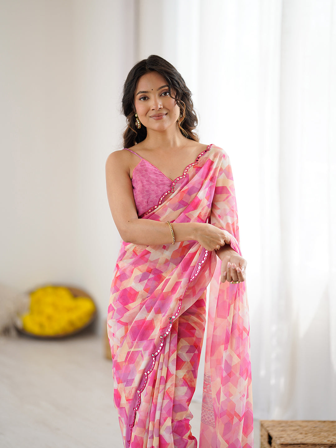 Urban Pallu Printed Poly Chiffon Daily Saree