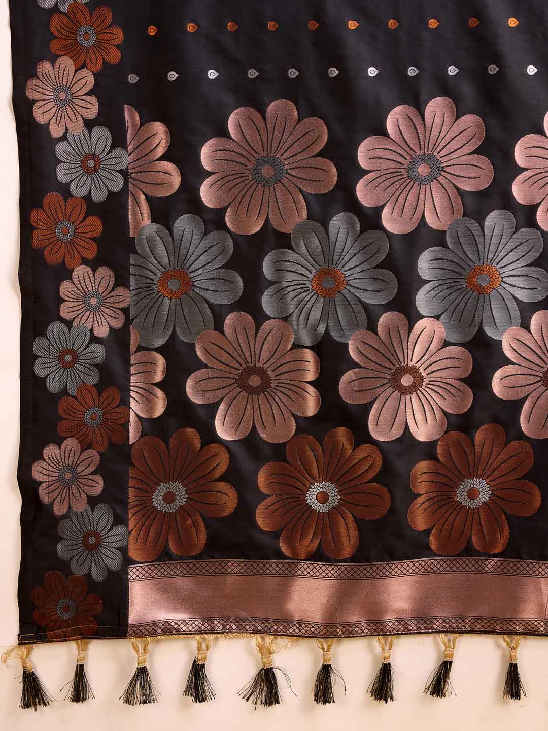 Urban Pallu Woven Design Silk Blend Party Saree
