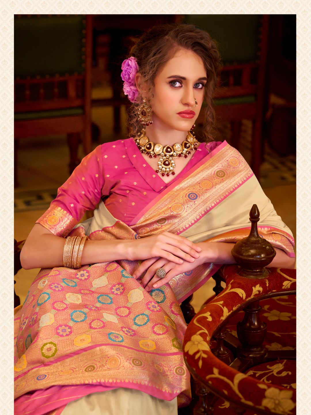 Urban Pallu Woven Design Silk Blend Daily Saree