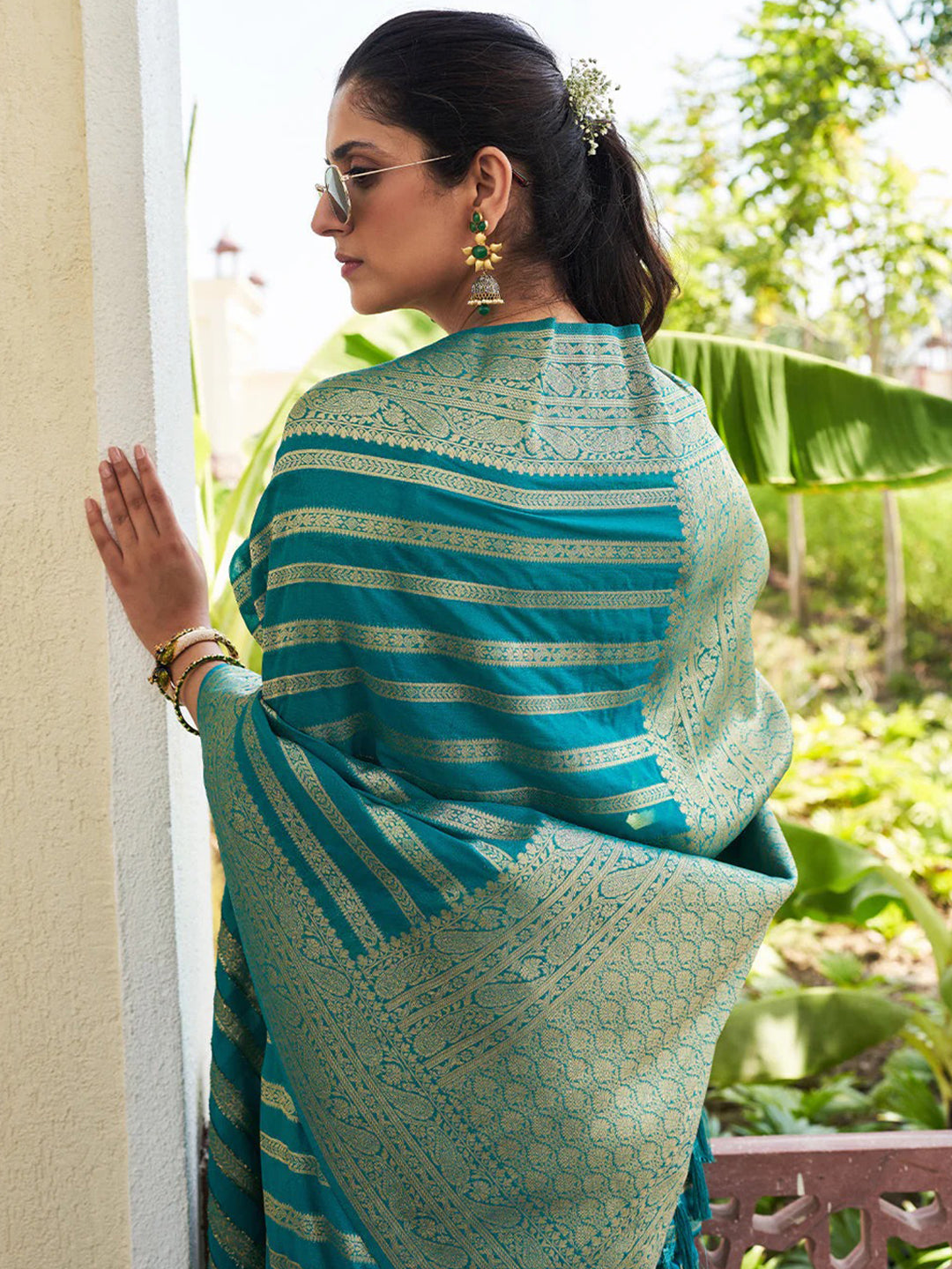 Urban Pallu Woven Design Silk Blend Work Saree