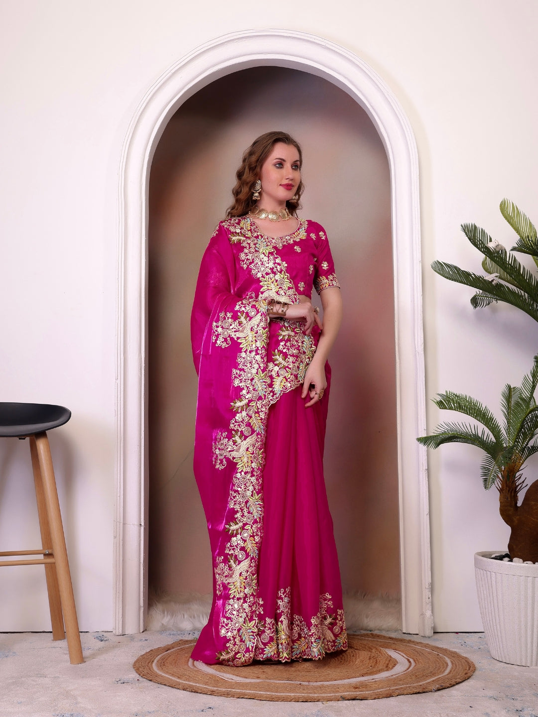 Urban Pallu Solid Silk Blend Festive Saree