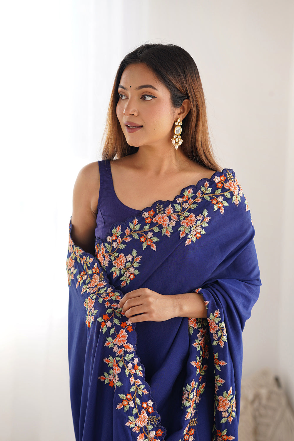 Urban Pallu Solid Silk Blend Festive Saree