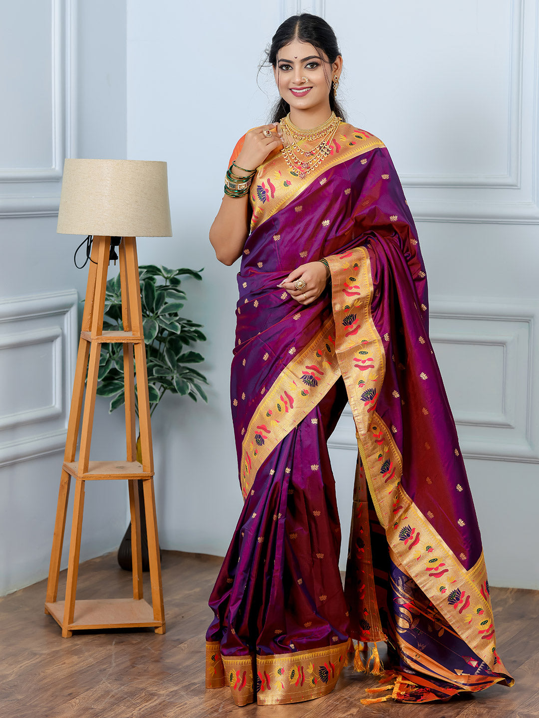 Urban Pallu Woven Design Silk Blend Traditional Saree