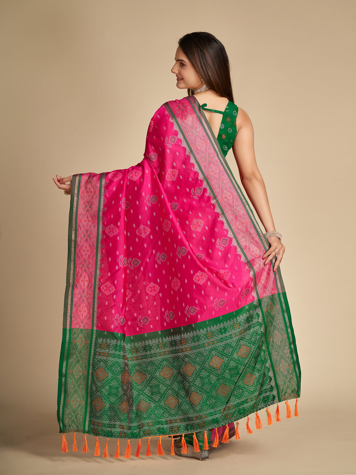 Urban Pallu Woven Design Silk Blend Party Saree