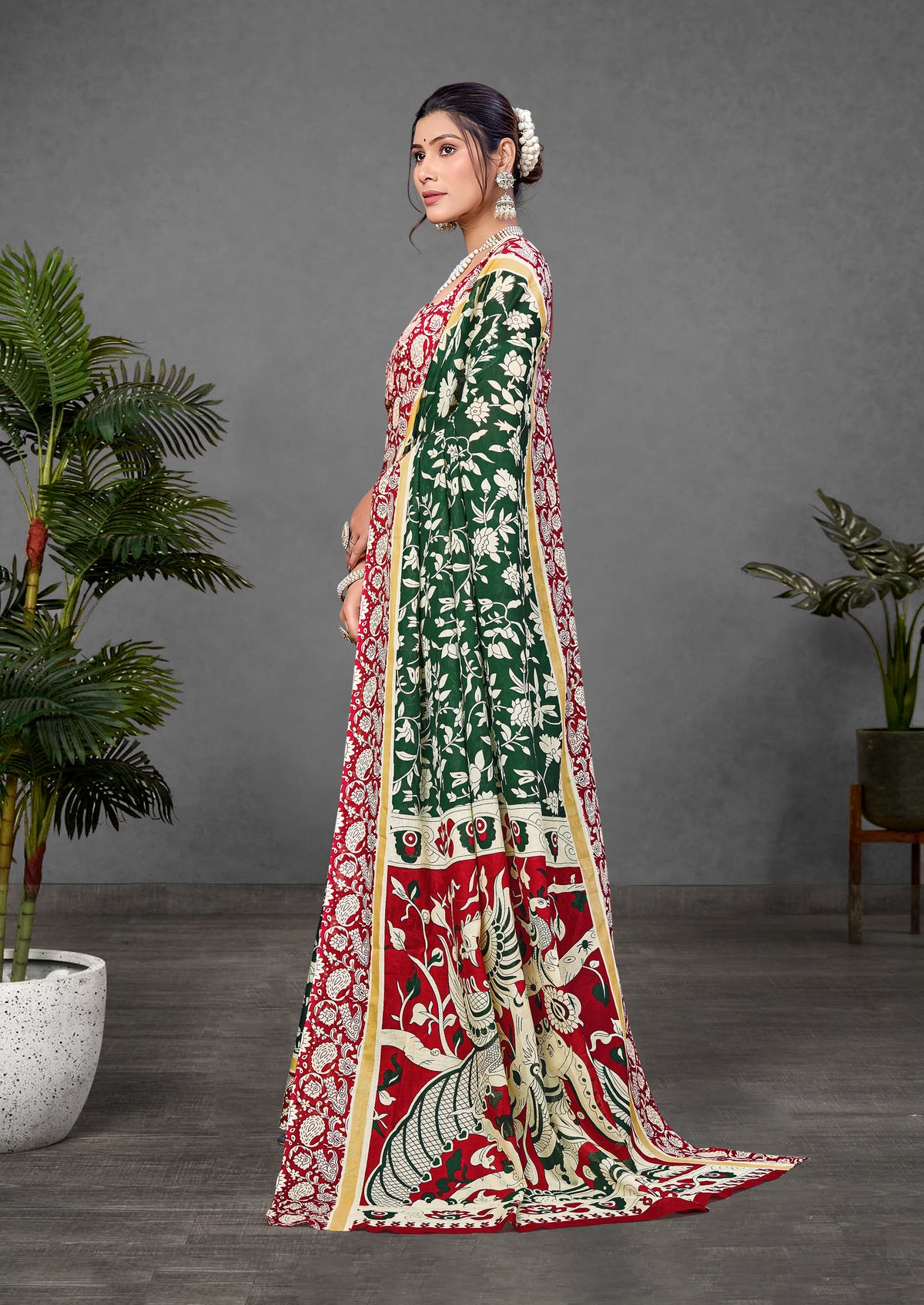 Urban Pallu Woven Design Pure Cotton Daily Saree