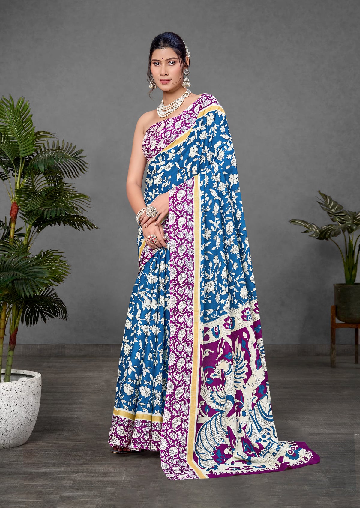 Urban Pallu Woven Design Pure Cotton Daily Saree
