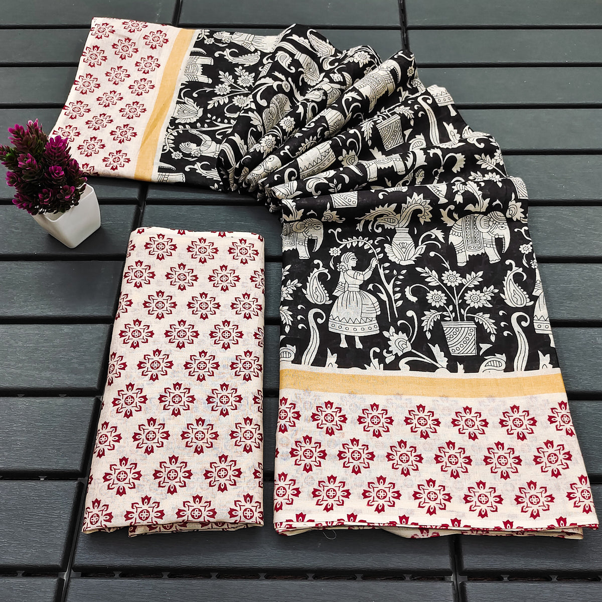 Urban Pallu Woven Design Pure Cotton Daily Saree