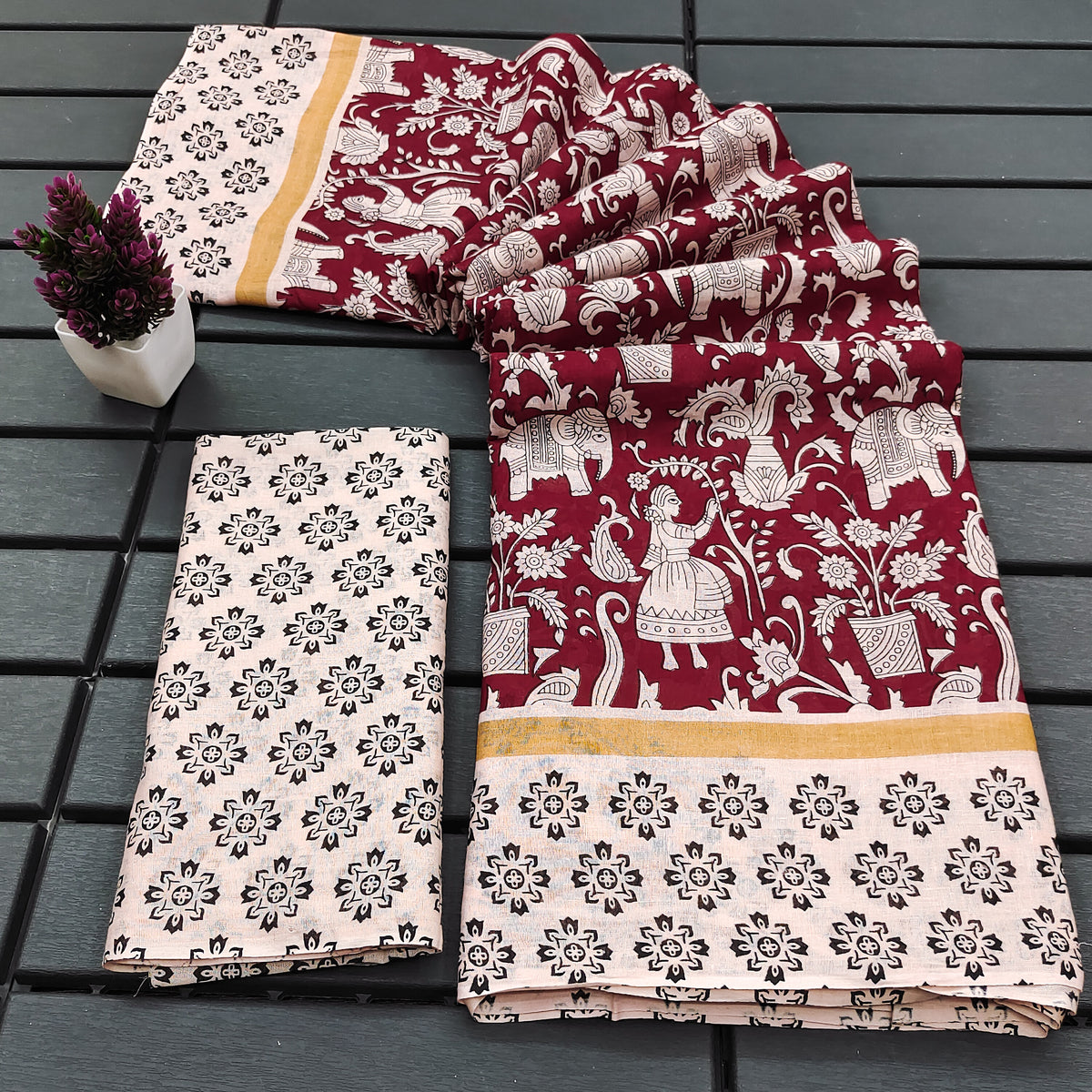 Urban Pallu Woven Design Pure Cotton Daily Saree