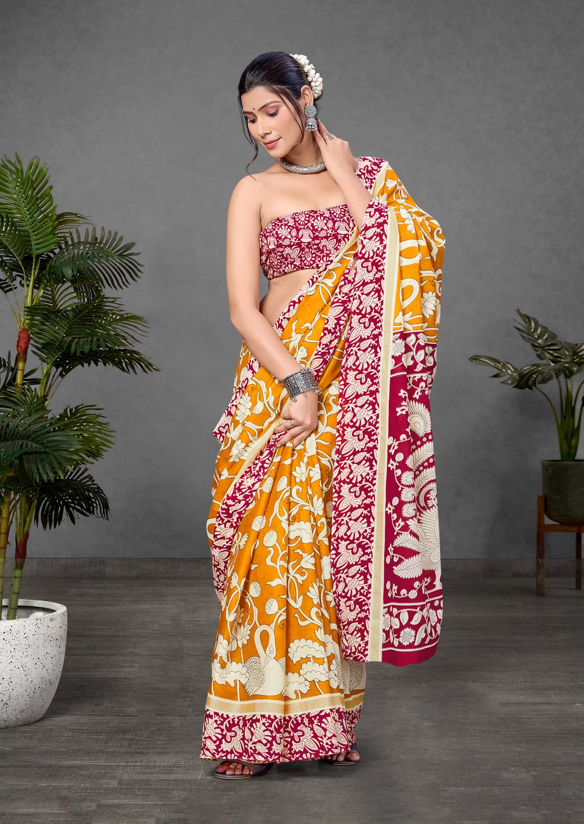 Urban Pallu Woven Design Pure Cotton Daily Saree