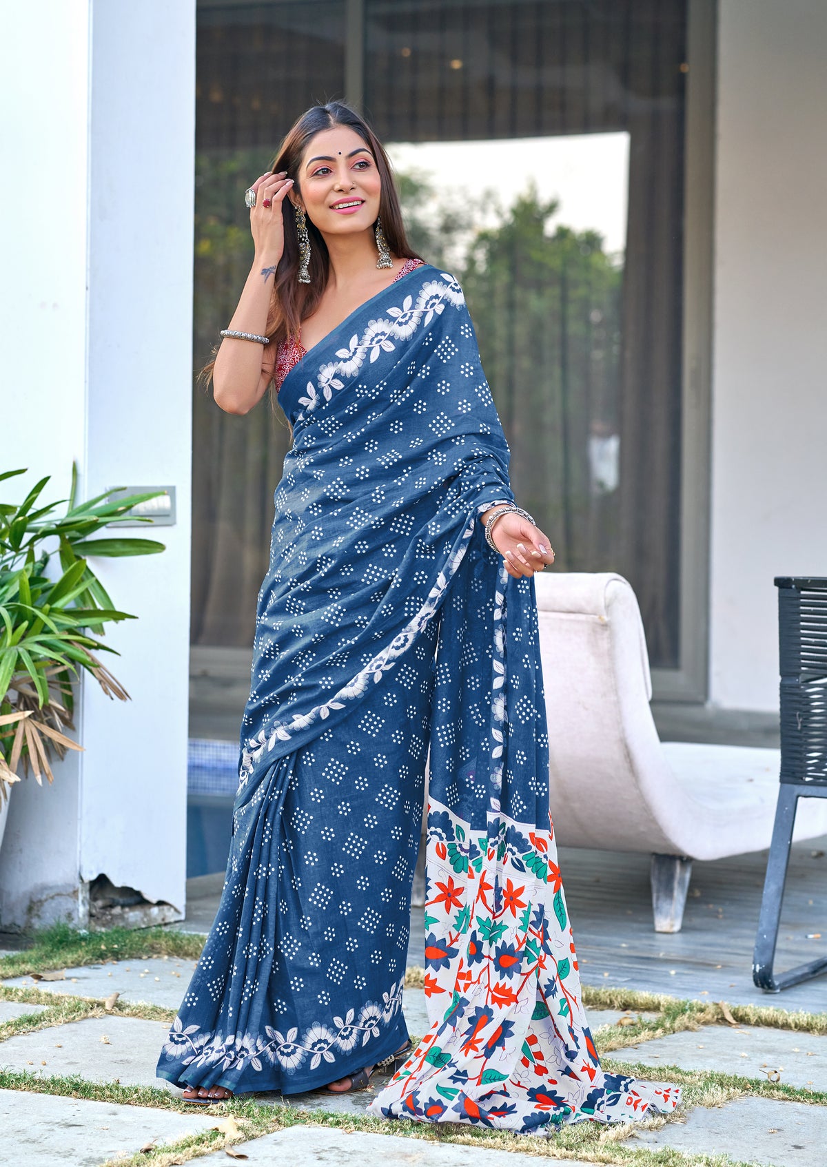 Urban Pallu Woven Design Pure Cotton Daily Saree