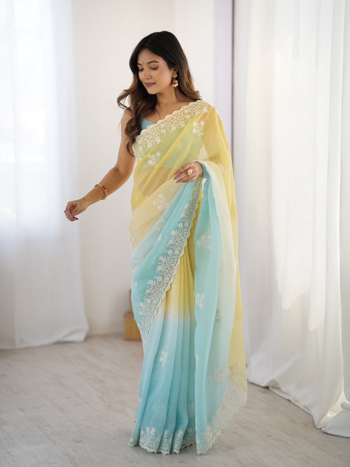 Urban Pallu Embroidered Organza Party Saree