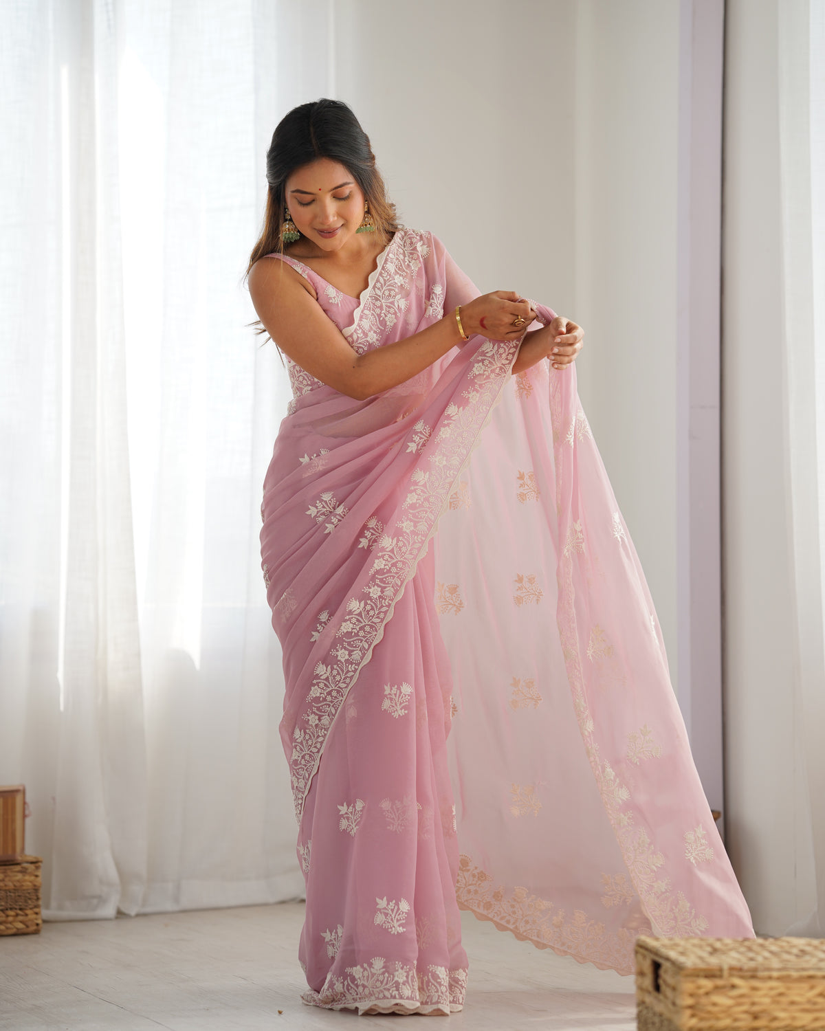 Urban Pallu Embroidered Organza Party Saree