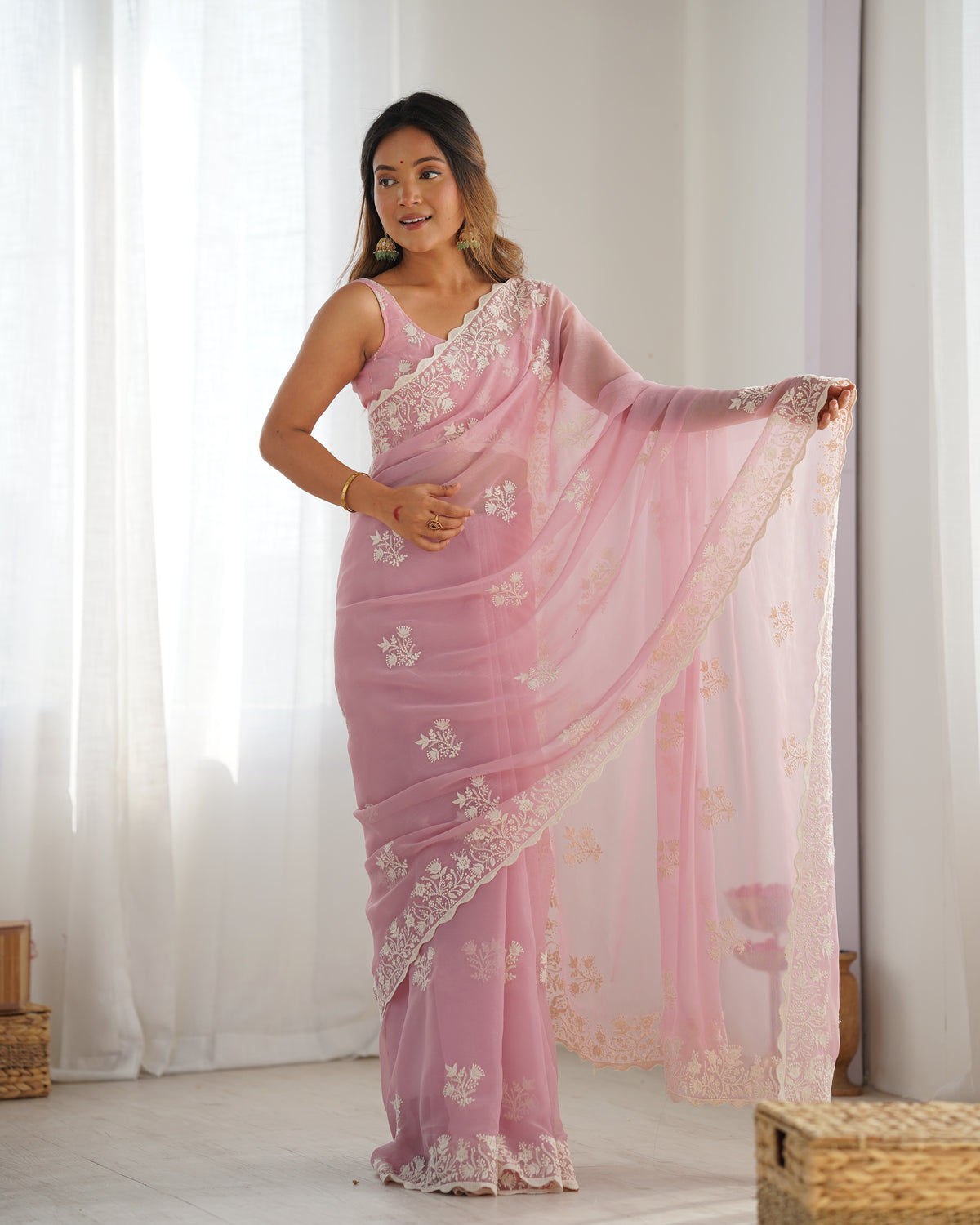 Urban Pallu Embroidered Organza Party Saree
