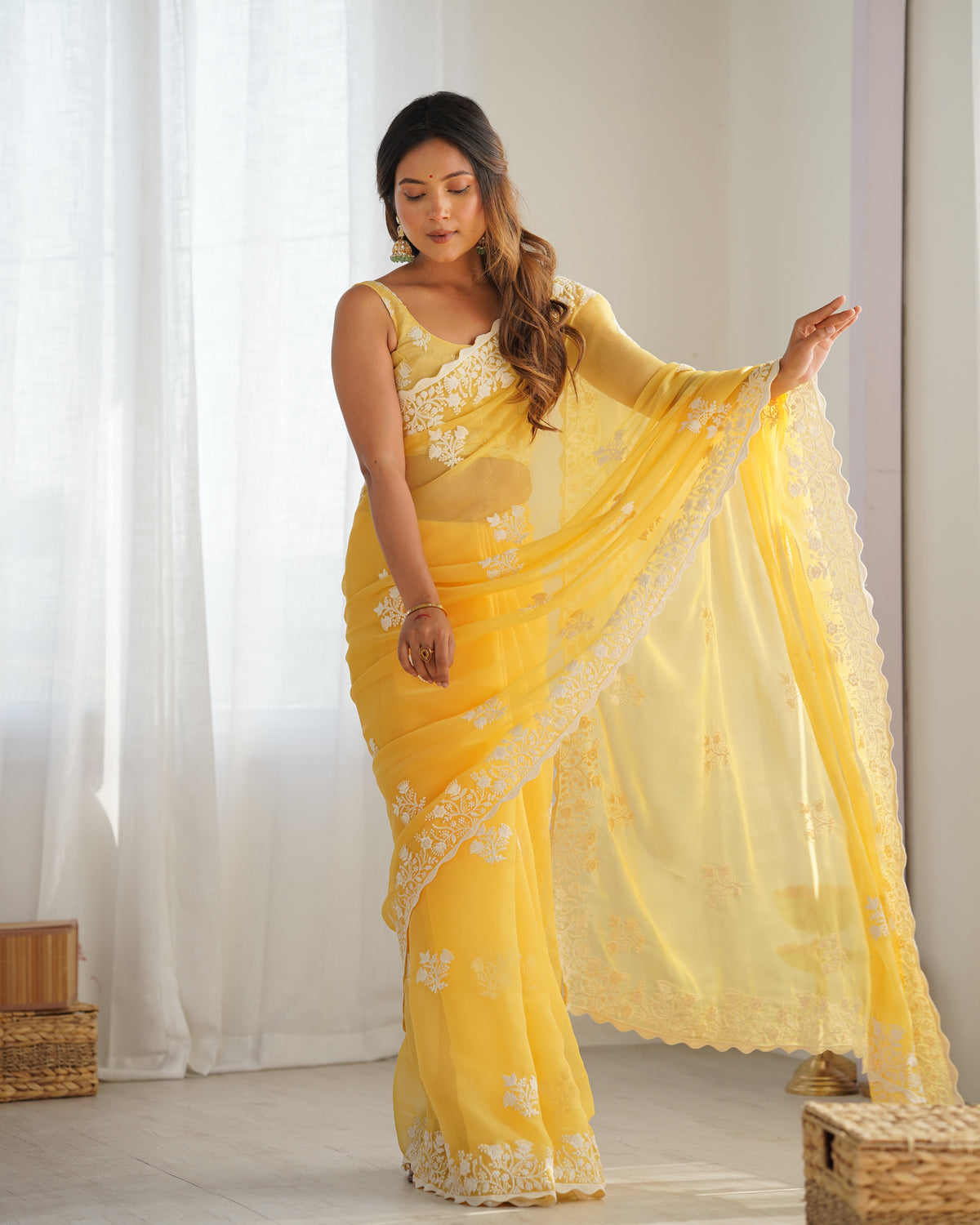 Urban Pallu Embroidered Organza Party Saree