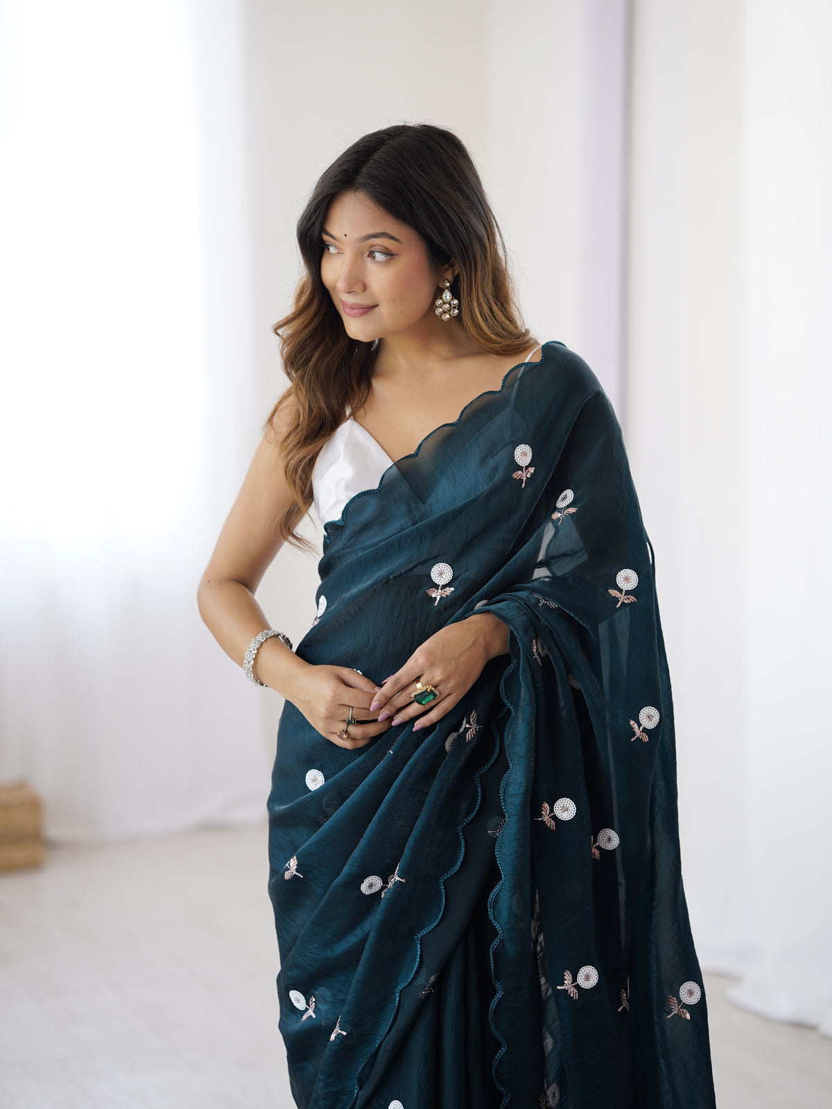 Urban Pallu Solid Poly Georgette Festive Saree