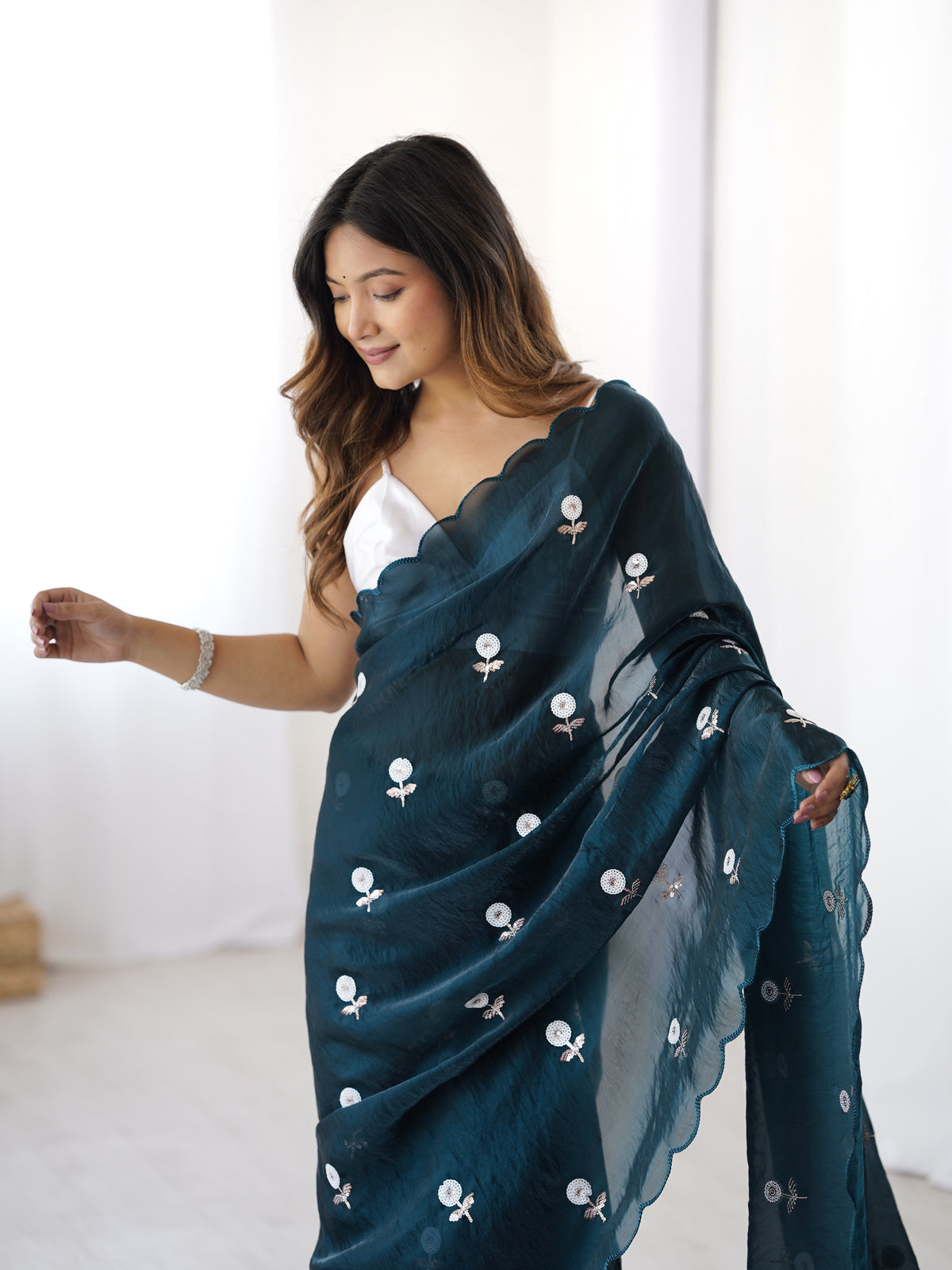 Urban Pallu Solid Poly Georgette Festive Saree
