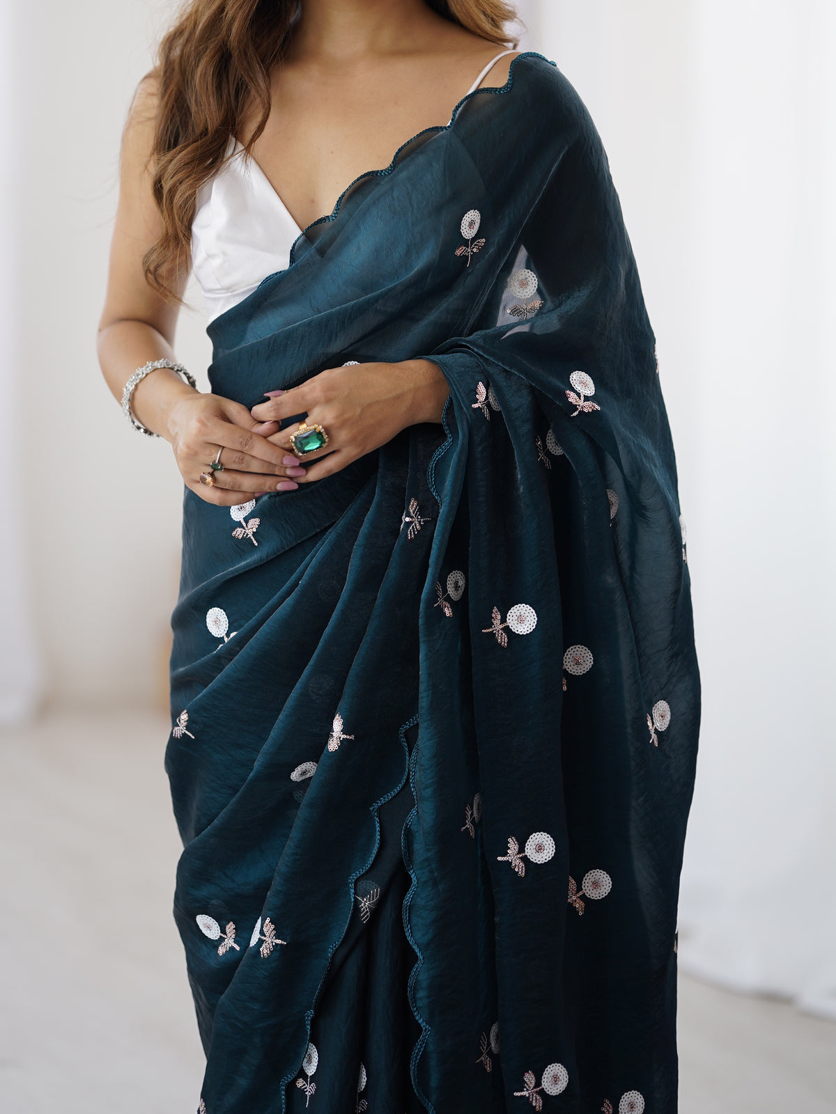 Urban Pallu Solid Poly Georgette Festive Saree